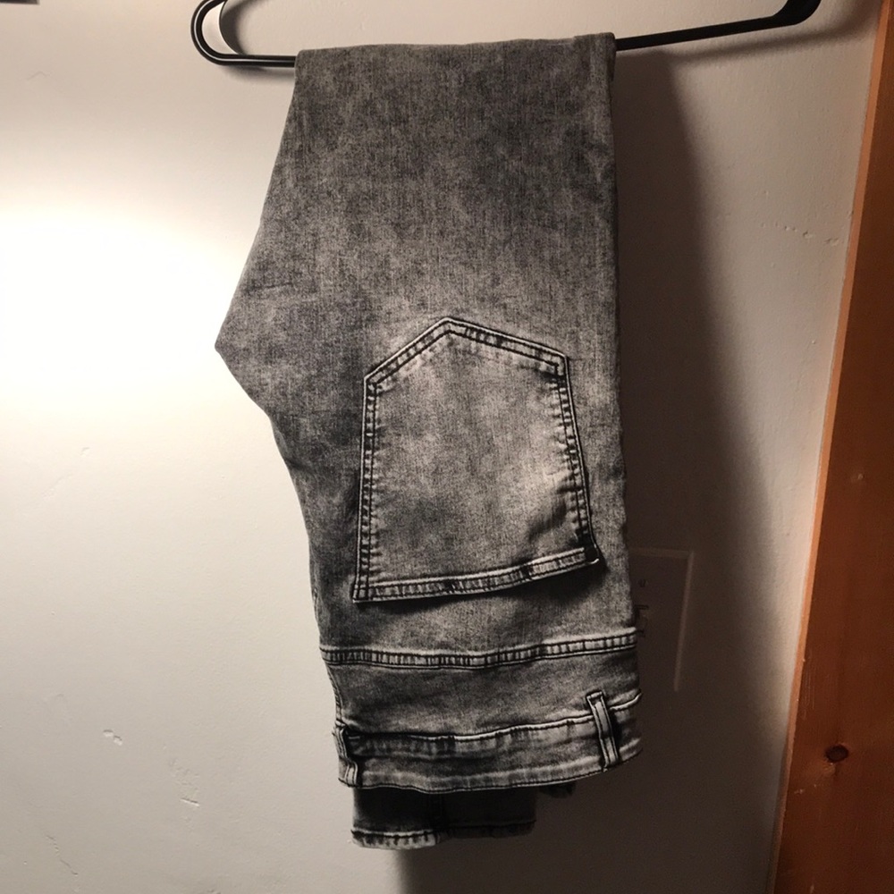 Men’s Colored Jeans